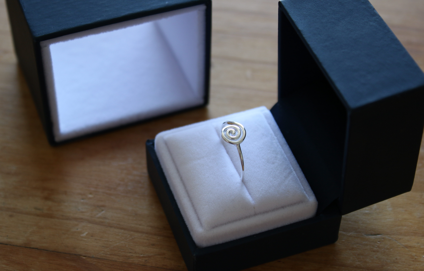 Spiral ring